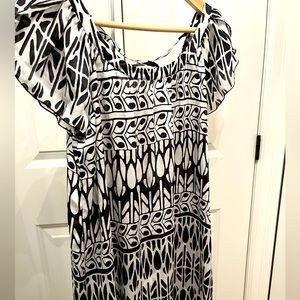 Cute summer dress or coverup for swim suits. Size L
